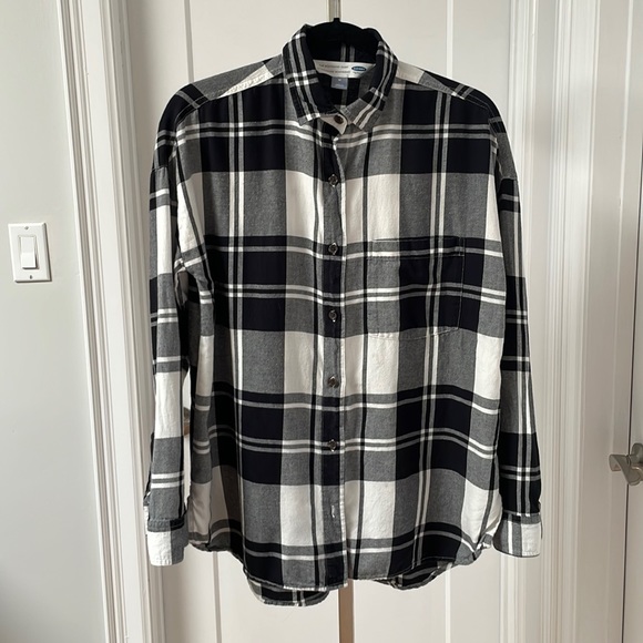 Old Navy boyfriend shirt -M - Picture 1 of 6